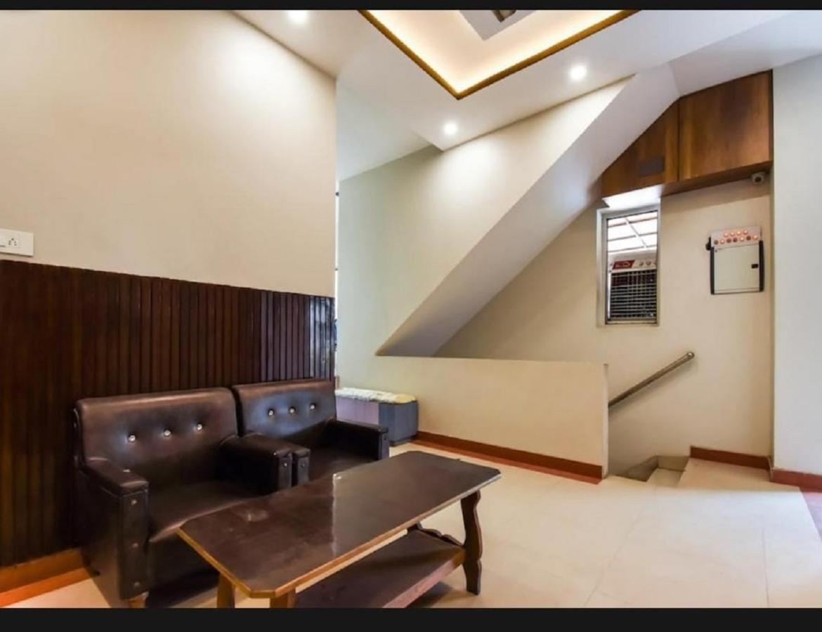 Hotel Bansal Residency, Sirsa 外观 照片