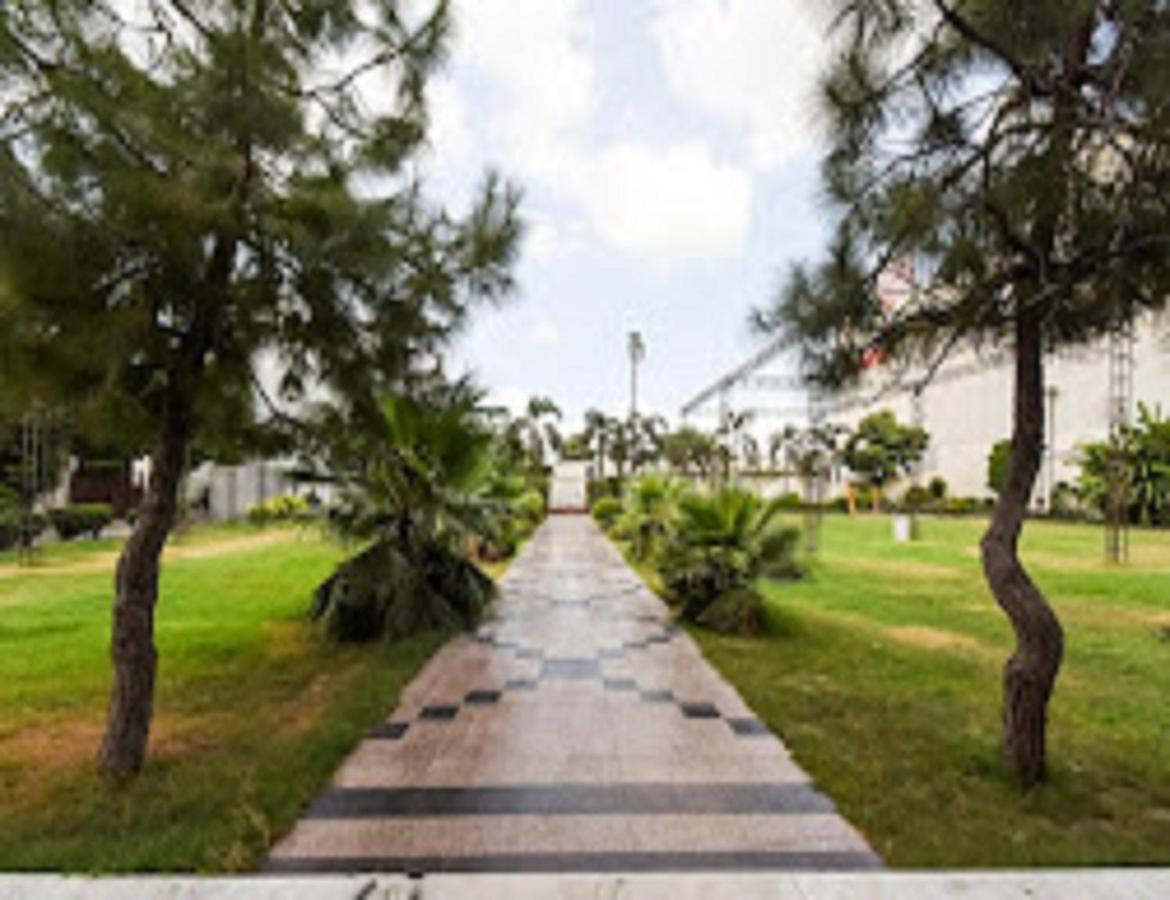 Hotel Bansal Residency, Sirsa 外观 照片